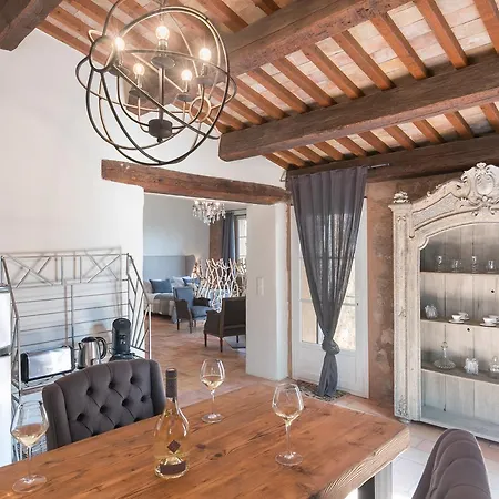 Chateau Des Bertrands Villa Le Cannet-des-Maures