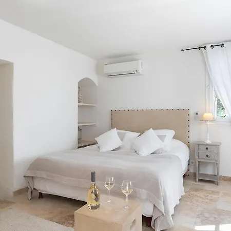 Villa Chateau Des Bertrands Le Cannet-des-Maures